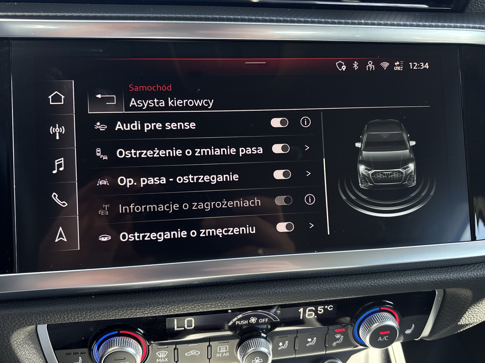 Audi Q3 Sportback - zdjęcie 31