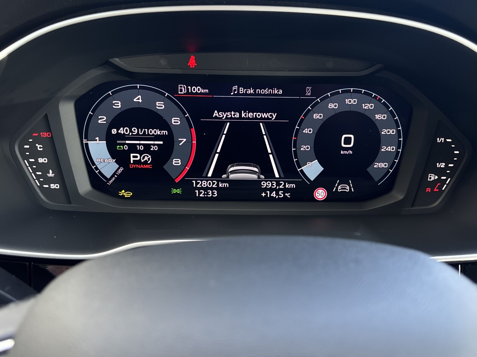 Audi Q3 Sportback - zdjęcie 12