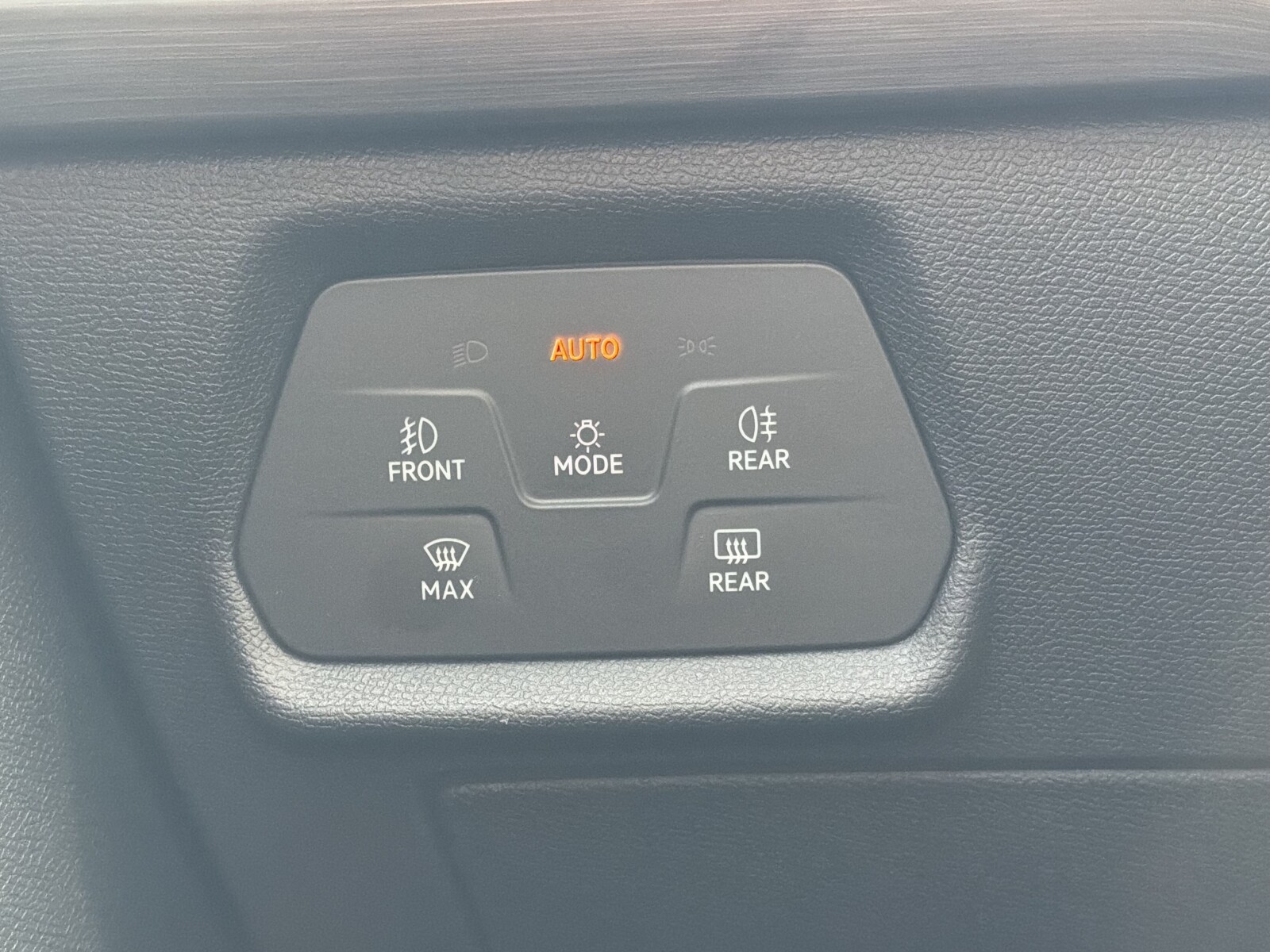 Cupra Leon Sportstourer - zdjęcie 20