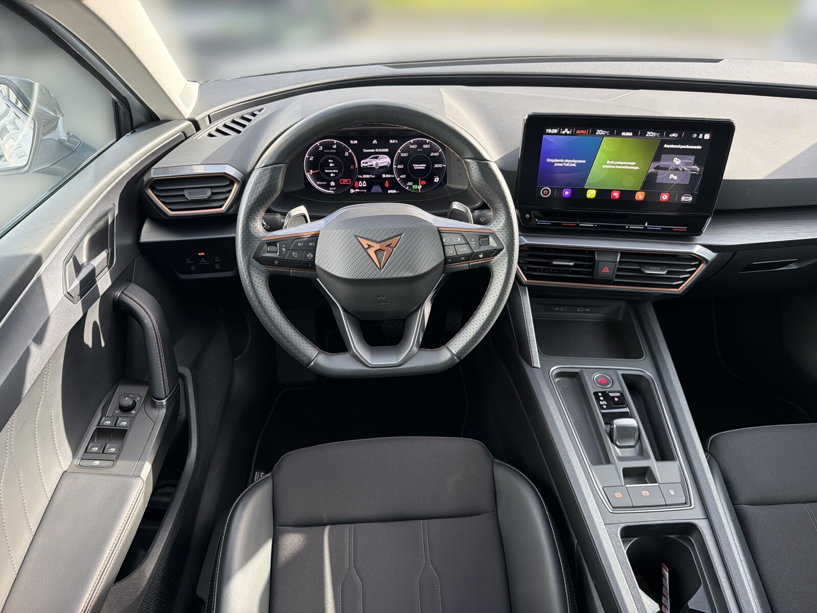 Cupra Leon Sportstourer - zdjęcie 18