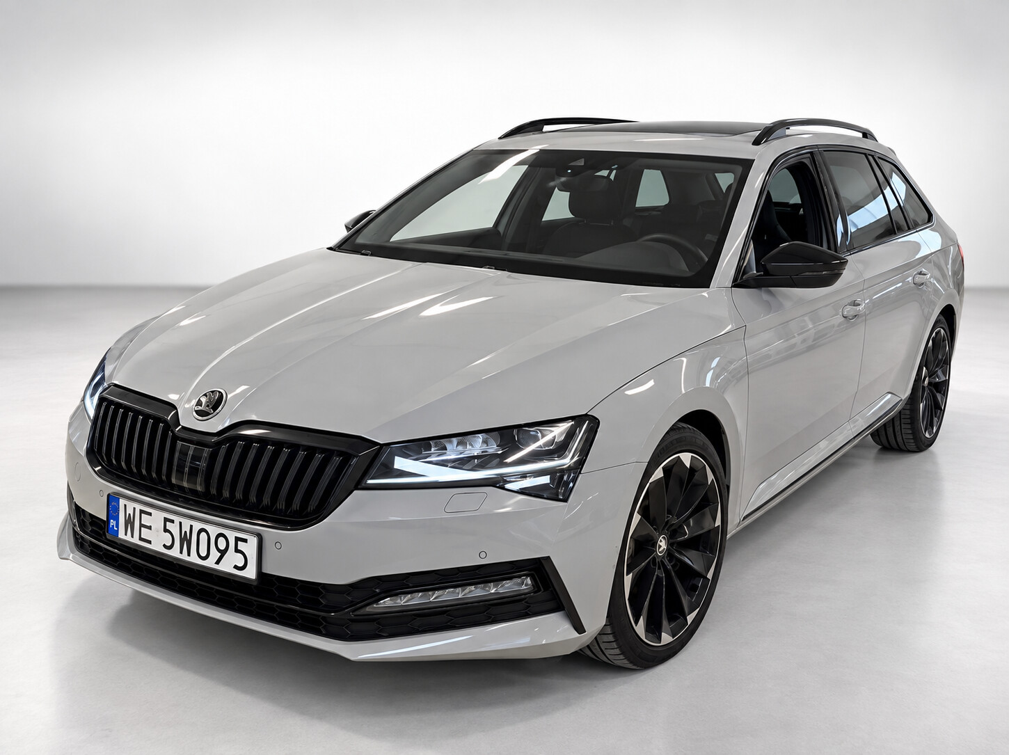Škoda Superb Combi - zdjęcie 1