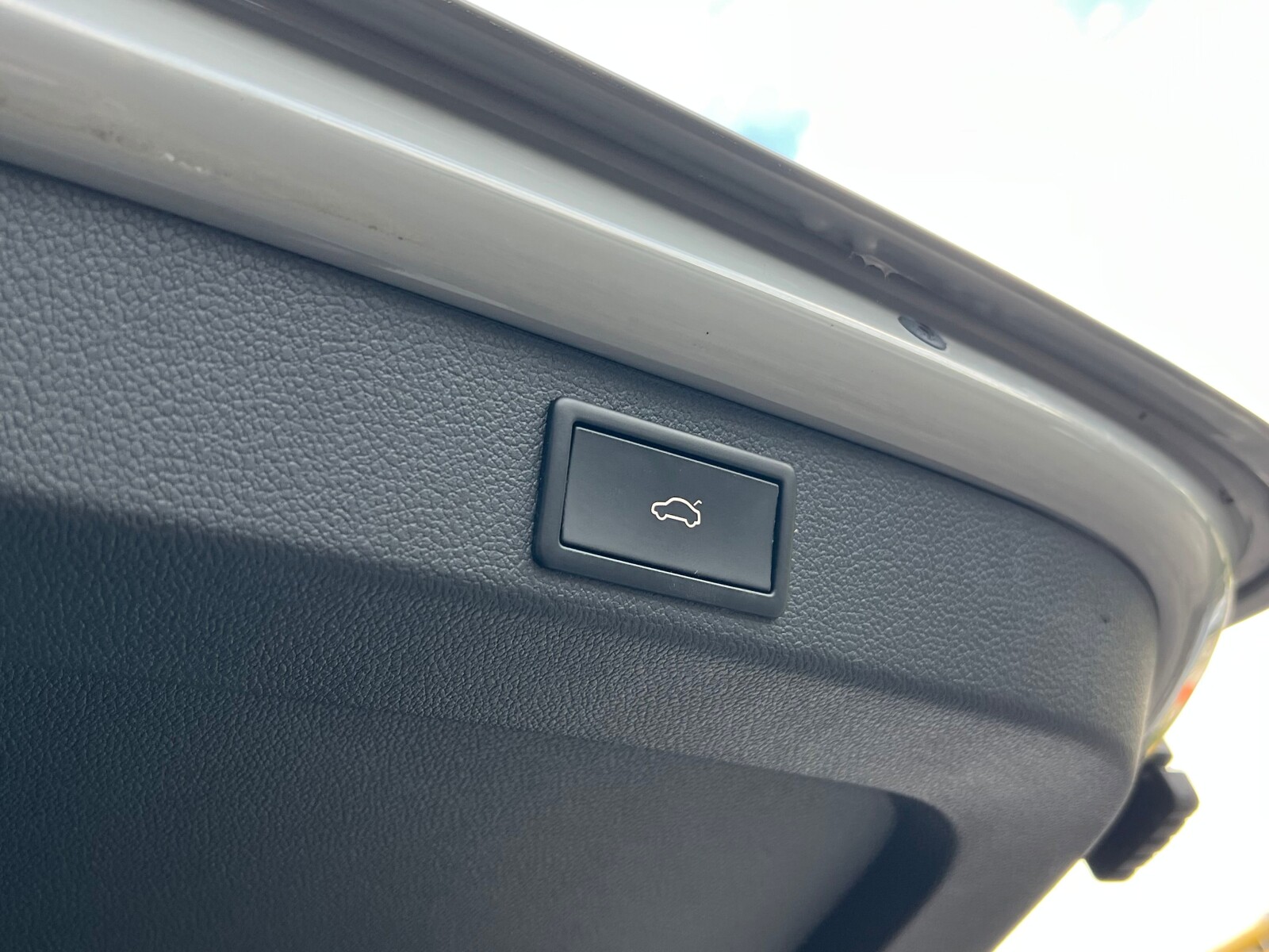 Škoda Superb Combi - zdjęcie 33