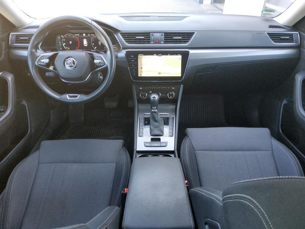 Škoda Superb Combi - zdjęcie 5