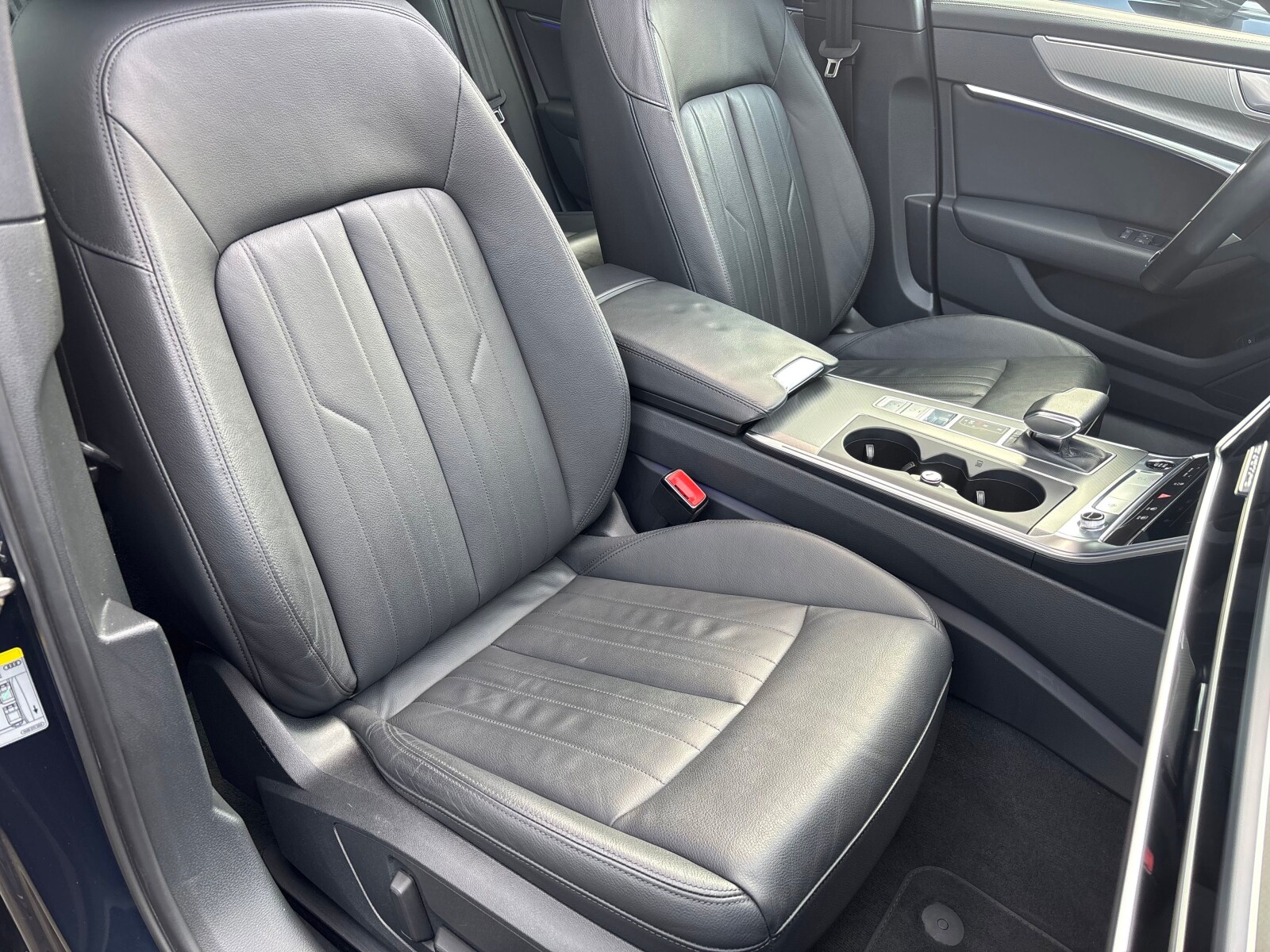 Audi A6 Avant - zdjęcie 35