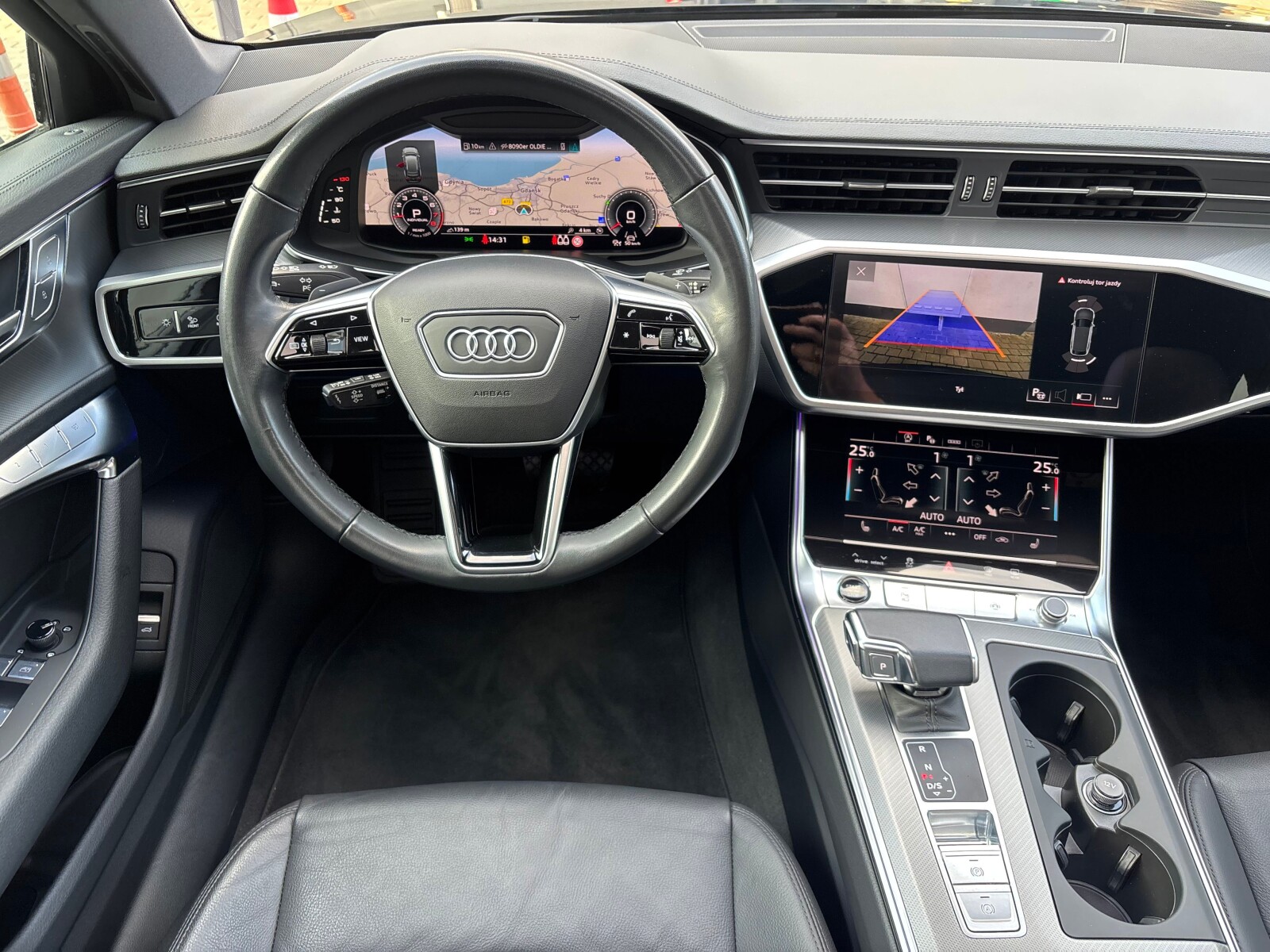 Audi A6 Avant - zdjęcie 11