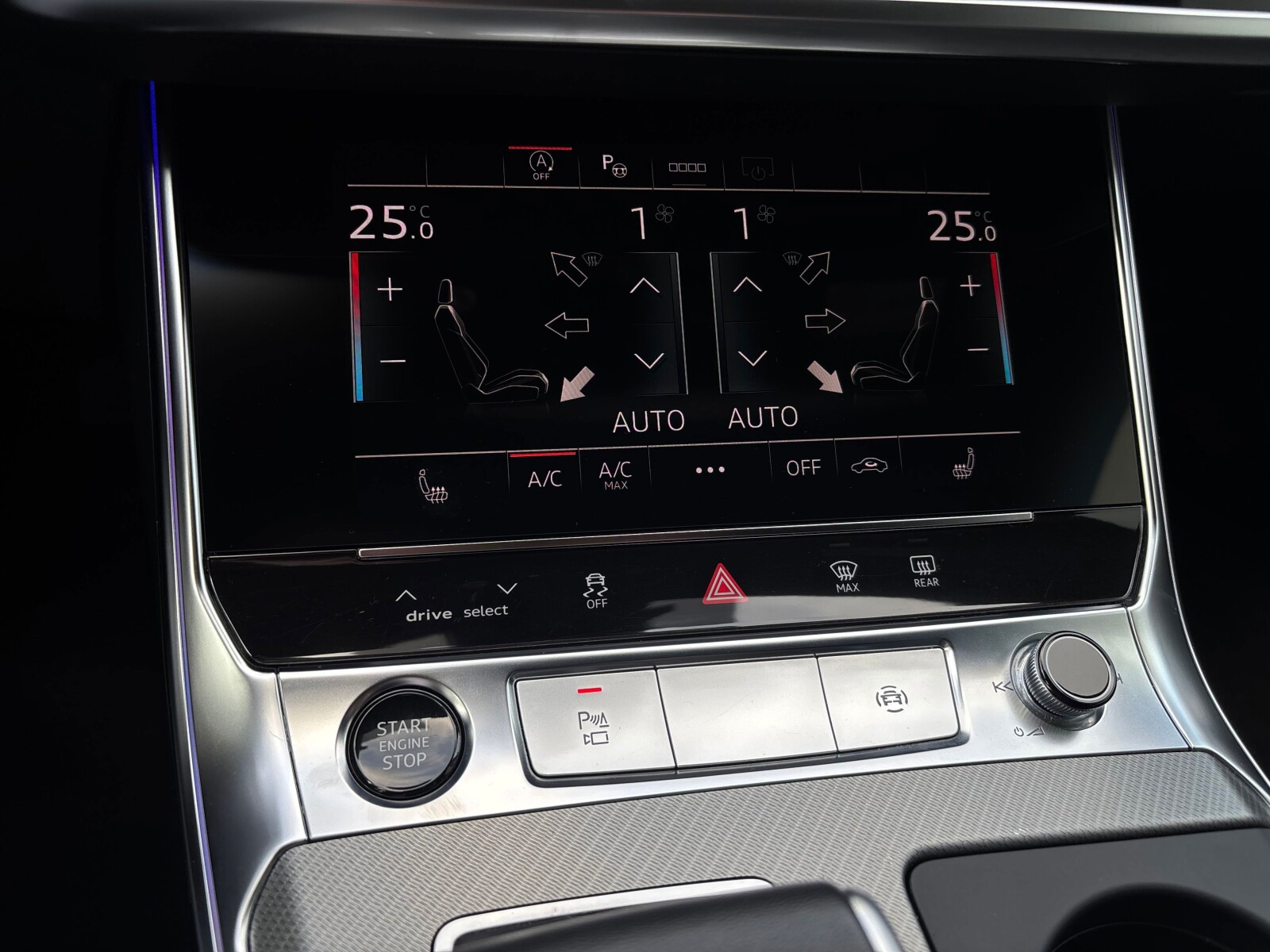 Audi A6 Avant - zdjęcie 18