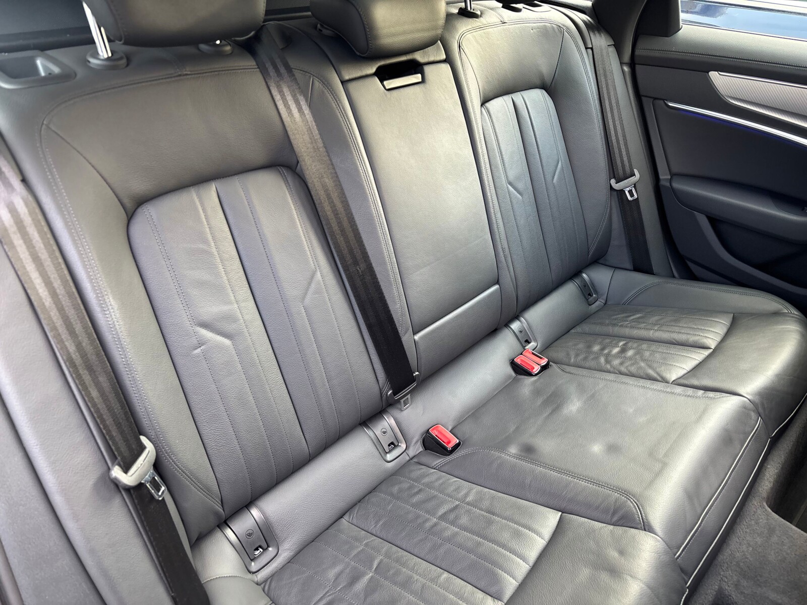 Audi A6 Avant - zdjęcie 34