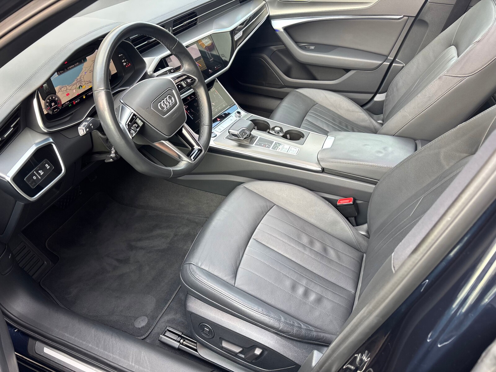Audi A6 Avant - zdjęcie 16