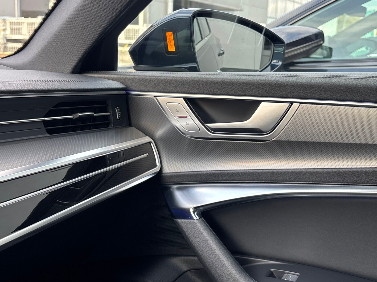 Audi A6 Avant - zdjęcie 28