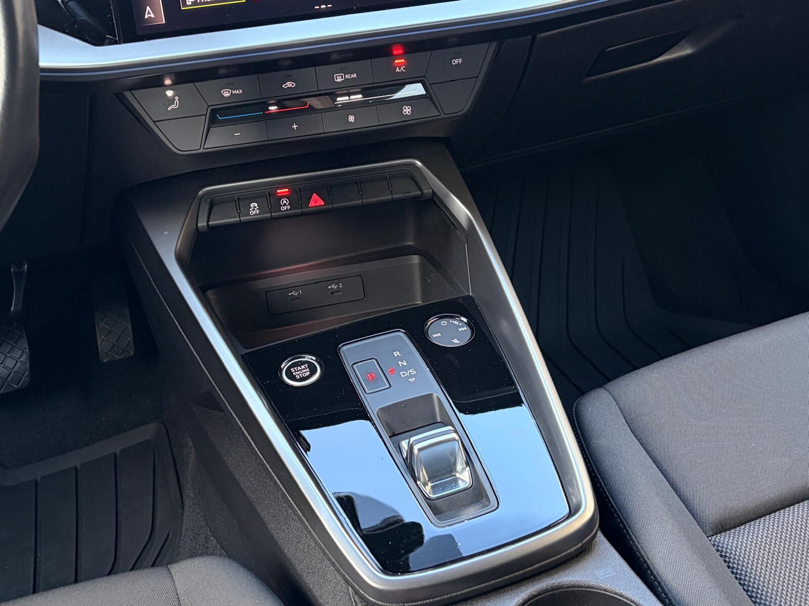 Audi A3 Sportback - zdjęcie 24