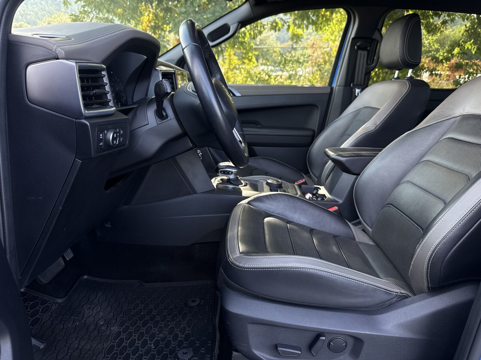 Volkswagen Amarok - zdjęcie 10