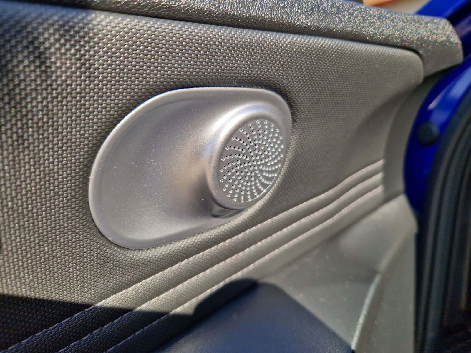 Hyundai Elantra - zdjęcie 12