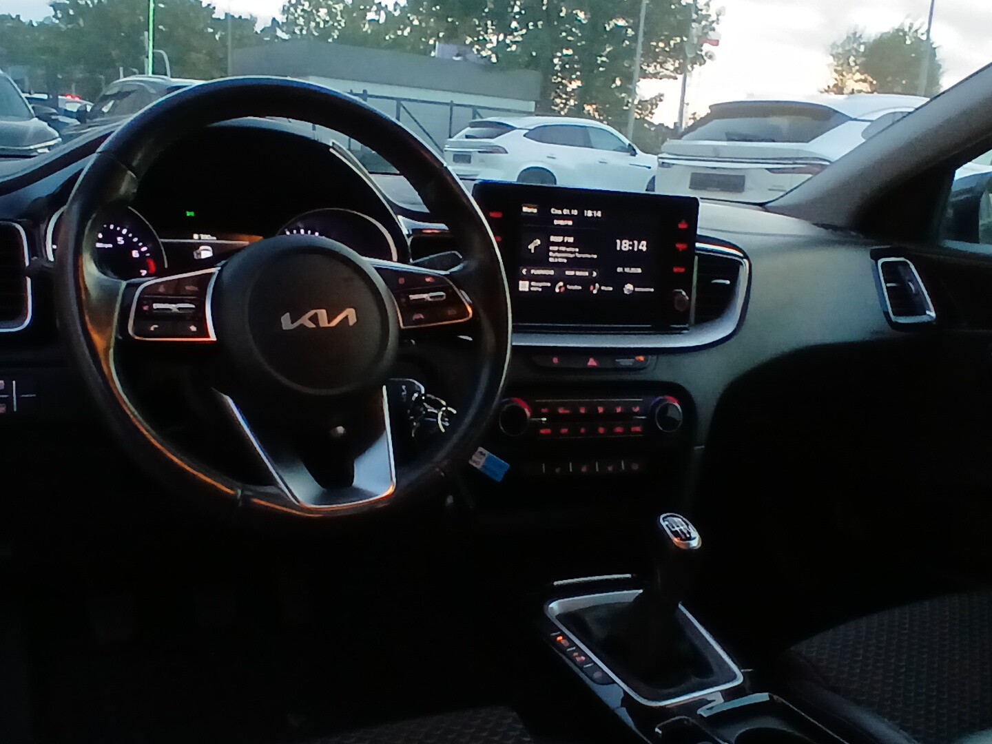 Kia Ceed - zdjęcie 9