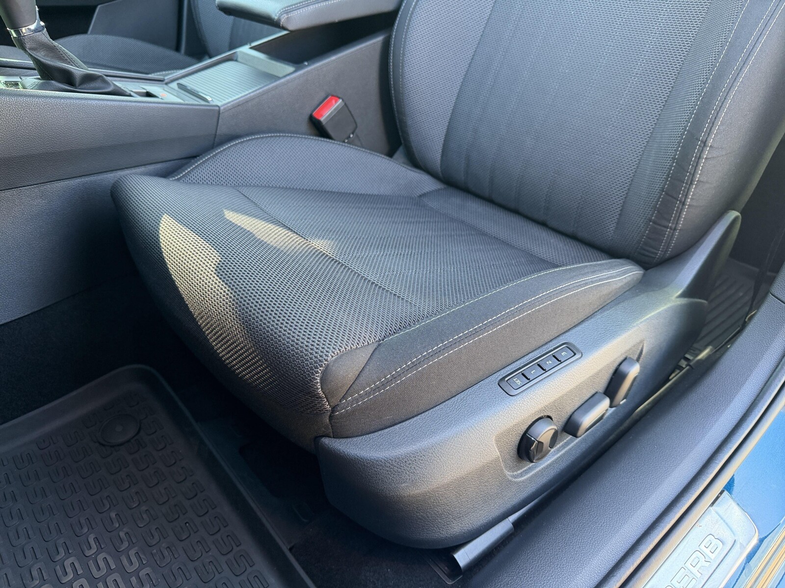 Škoda Superb - zdjęcie 14