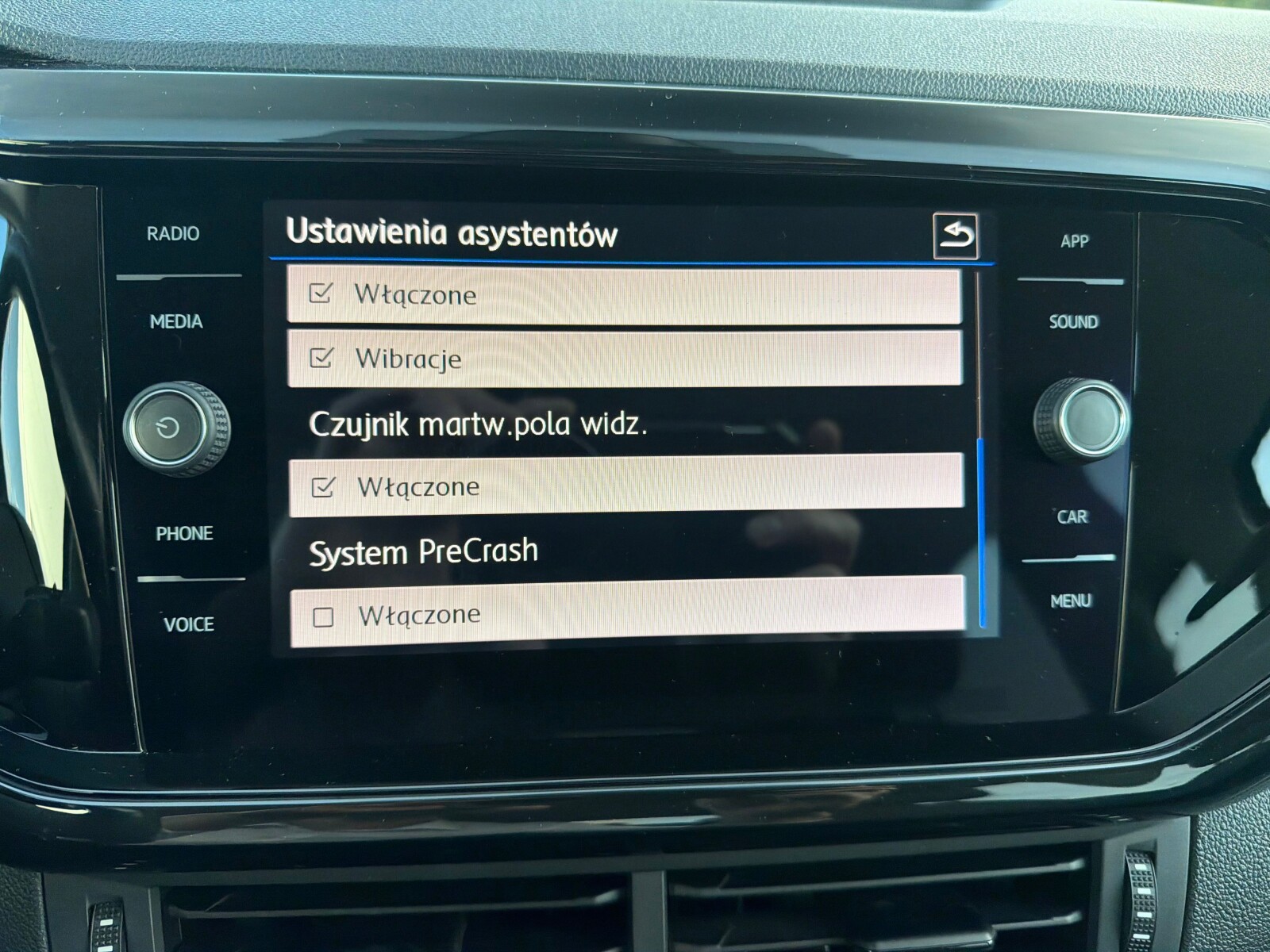 Volkswagen T-Cross - zdjęcie 27