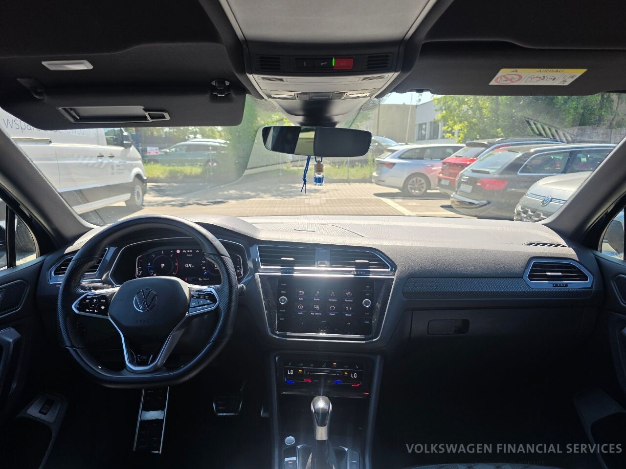 Volkswagen Tiguan Allspace - zdjęcie 7