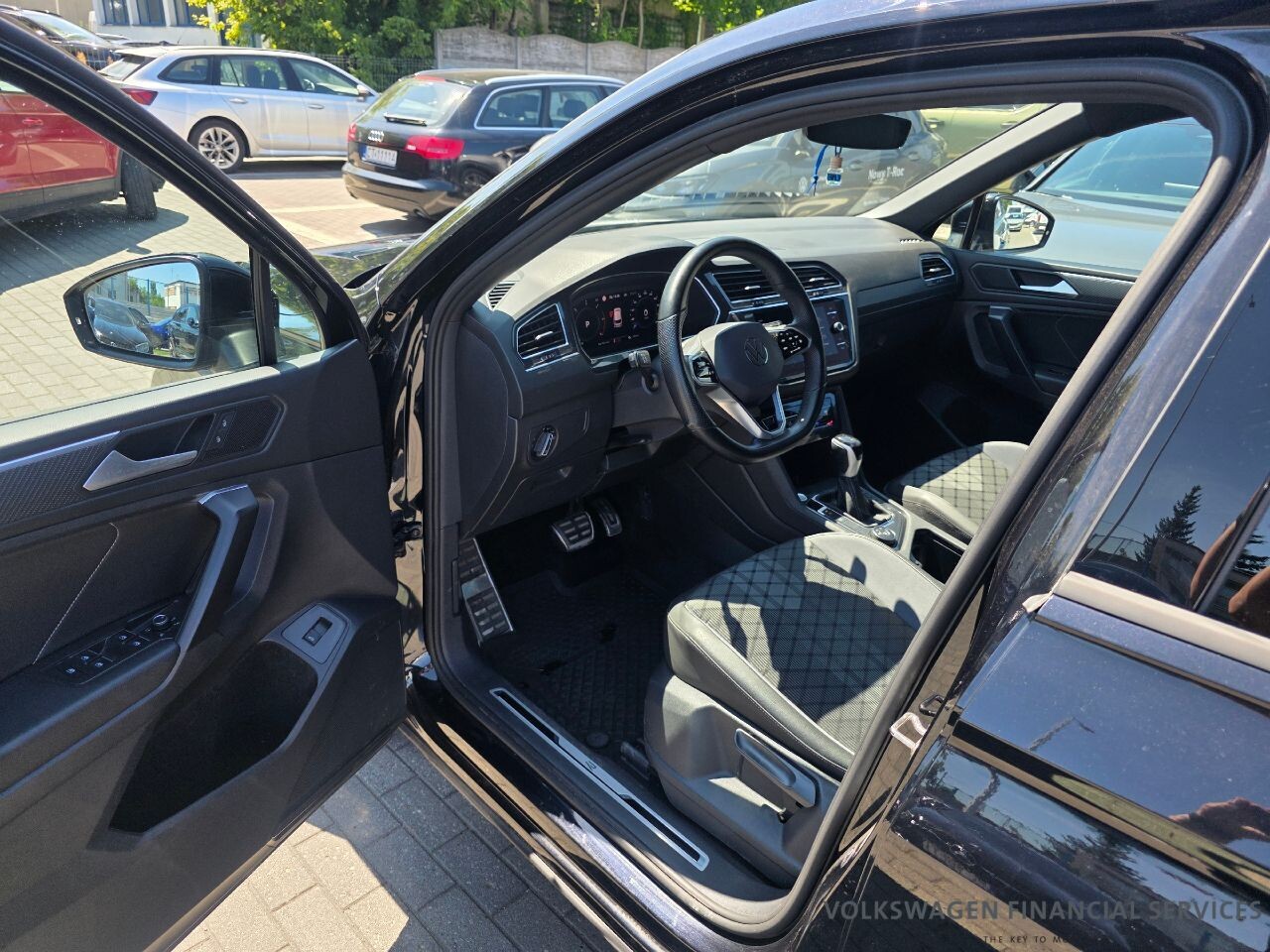 Volkswagen Tiguan Allspace - zdjęcie 5