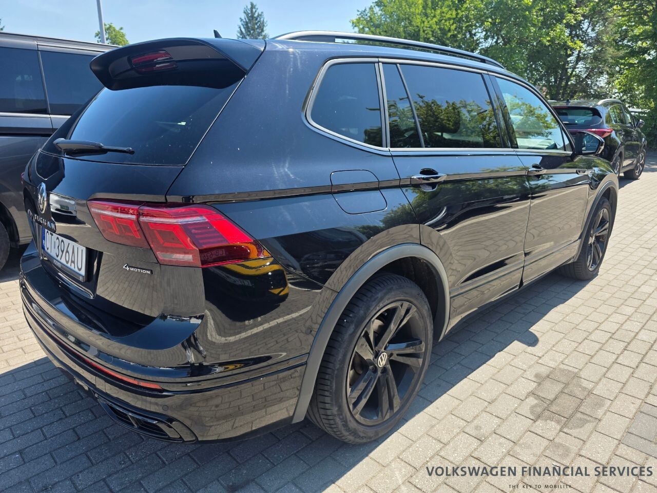 Volkswagen Tiguan Allspace - zdjęcie 3