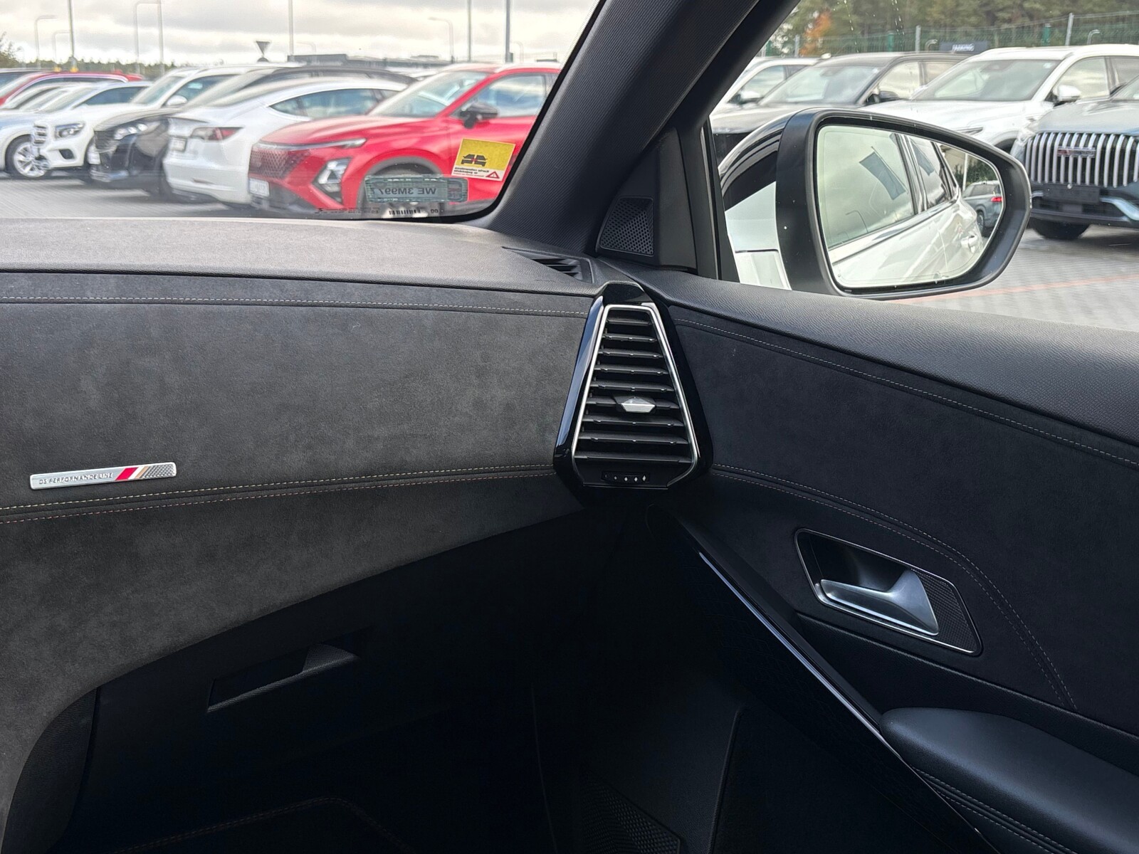 DS Automobiles DS 7 Crossback - zdjęcie 13