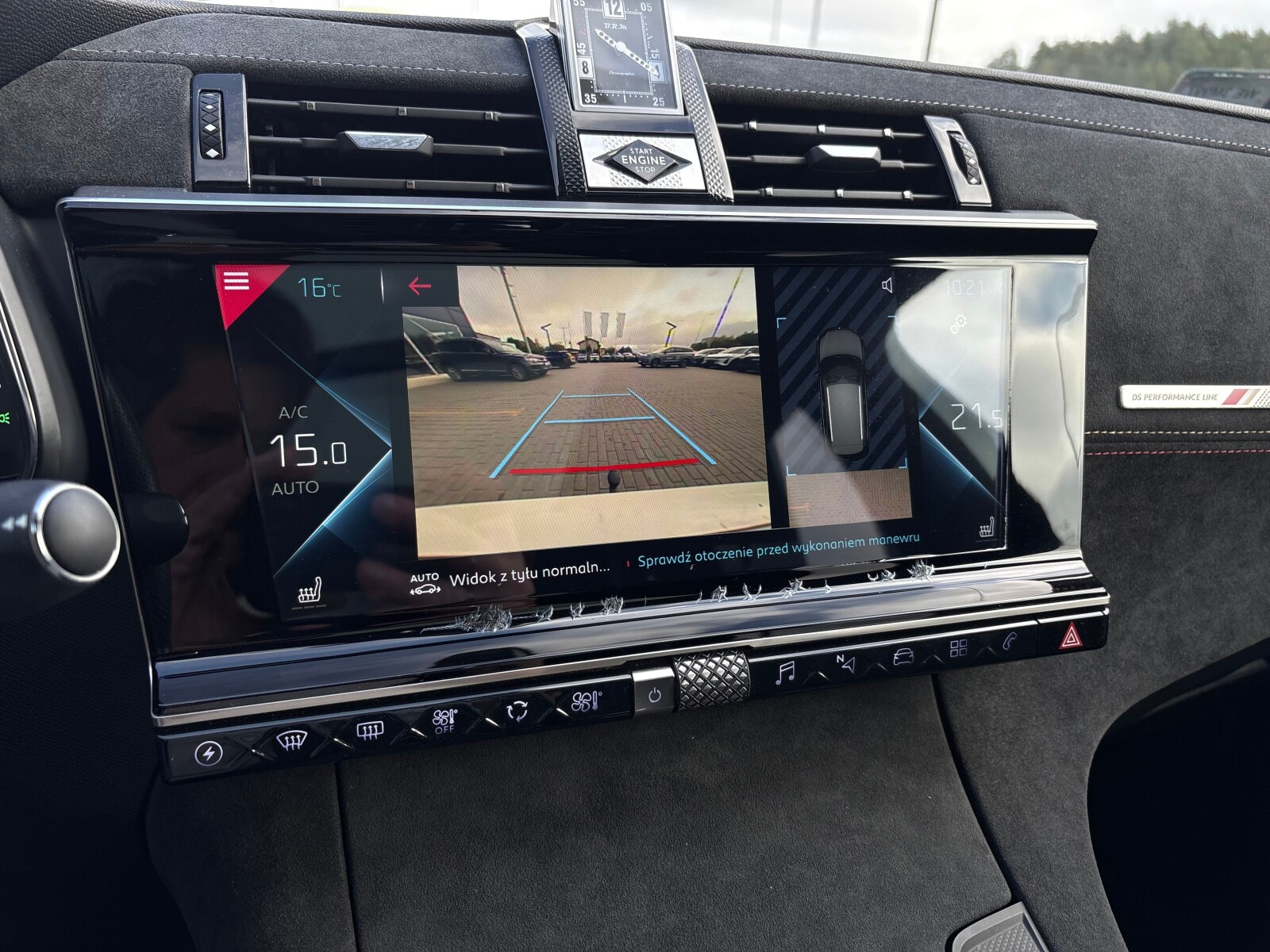 DS Automobiles DS 7 Crossback - zdjęcie 21