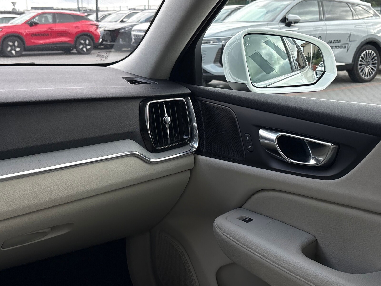 Volvo V60 - zdjęcie 13