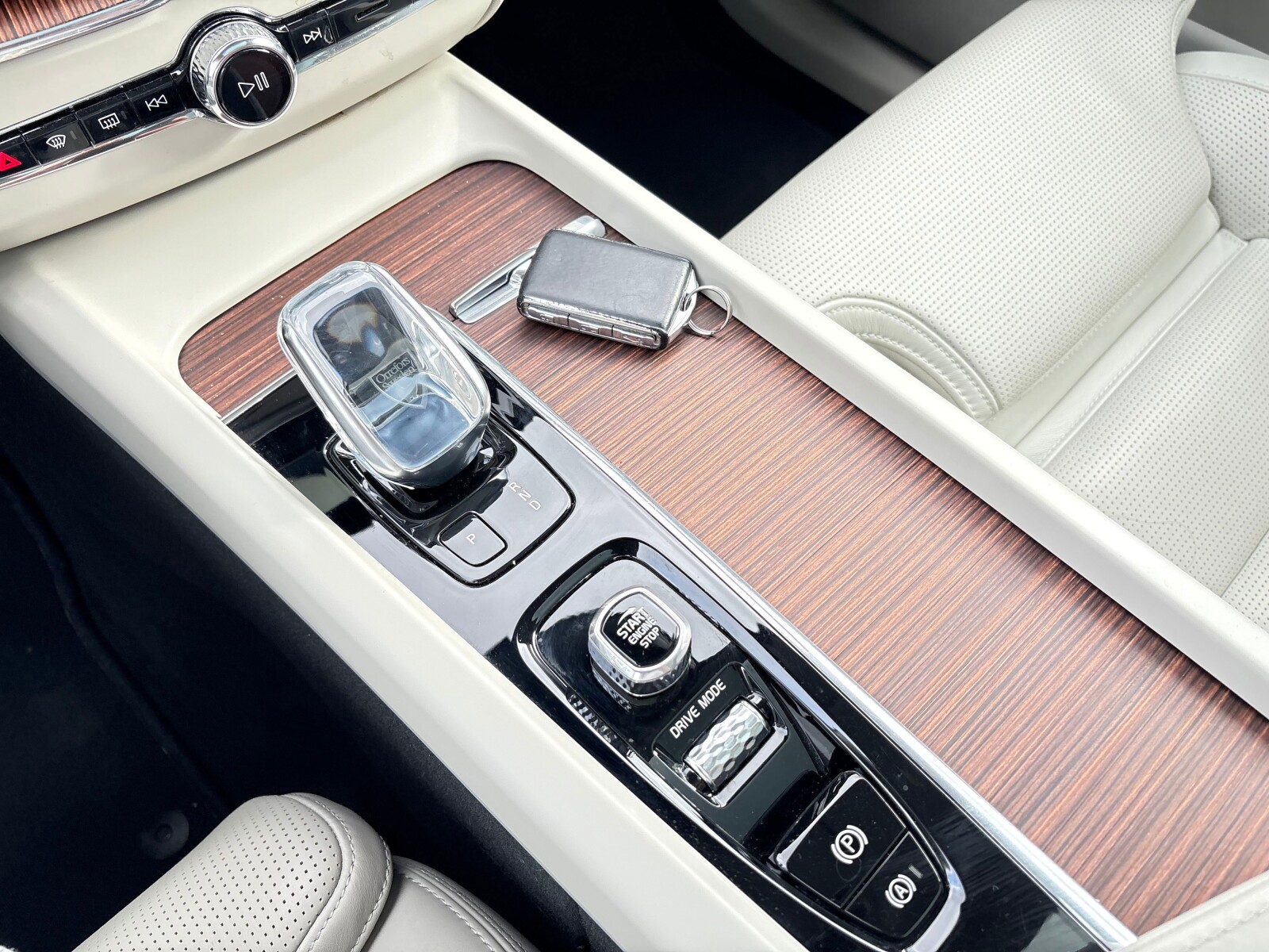 Volvo XC 60 - zdjęcie 11