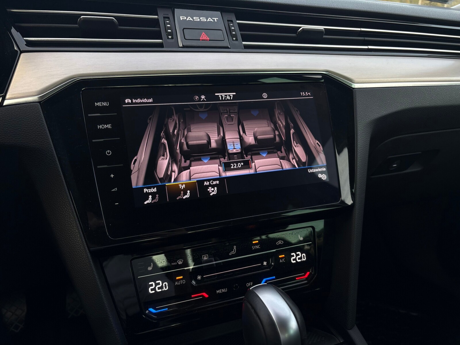 Volkswagen Passat - zdjęcie 20