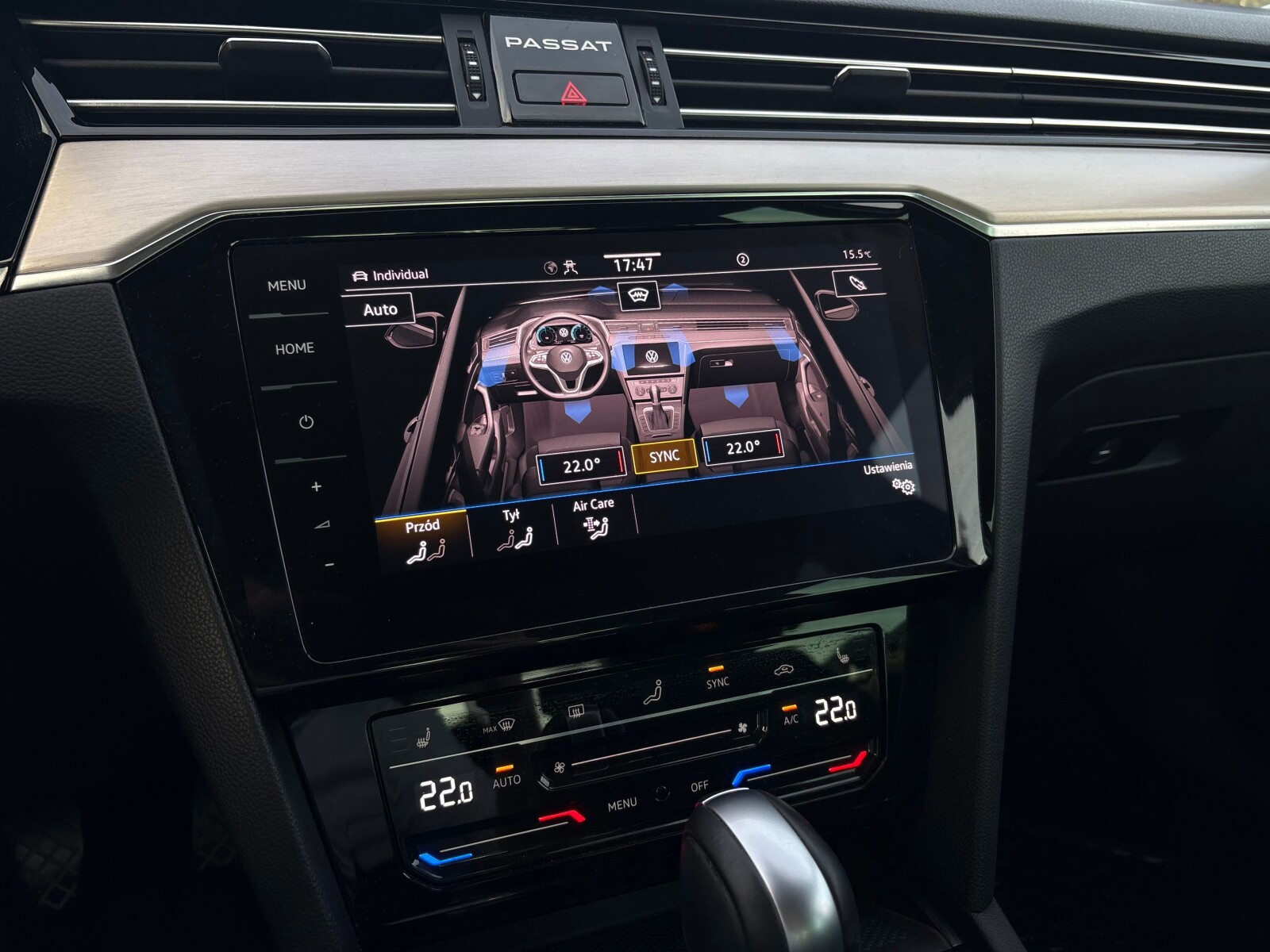 Volkswagen Passat - zdjęcie 21