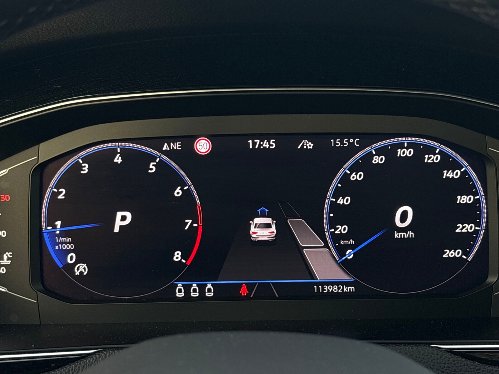 Volkswagen Passat - zdjęcie 17