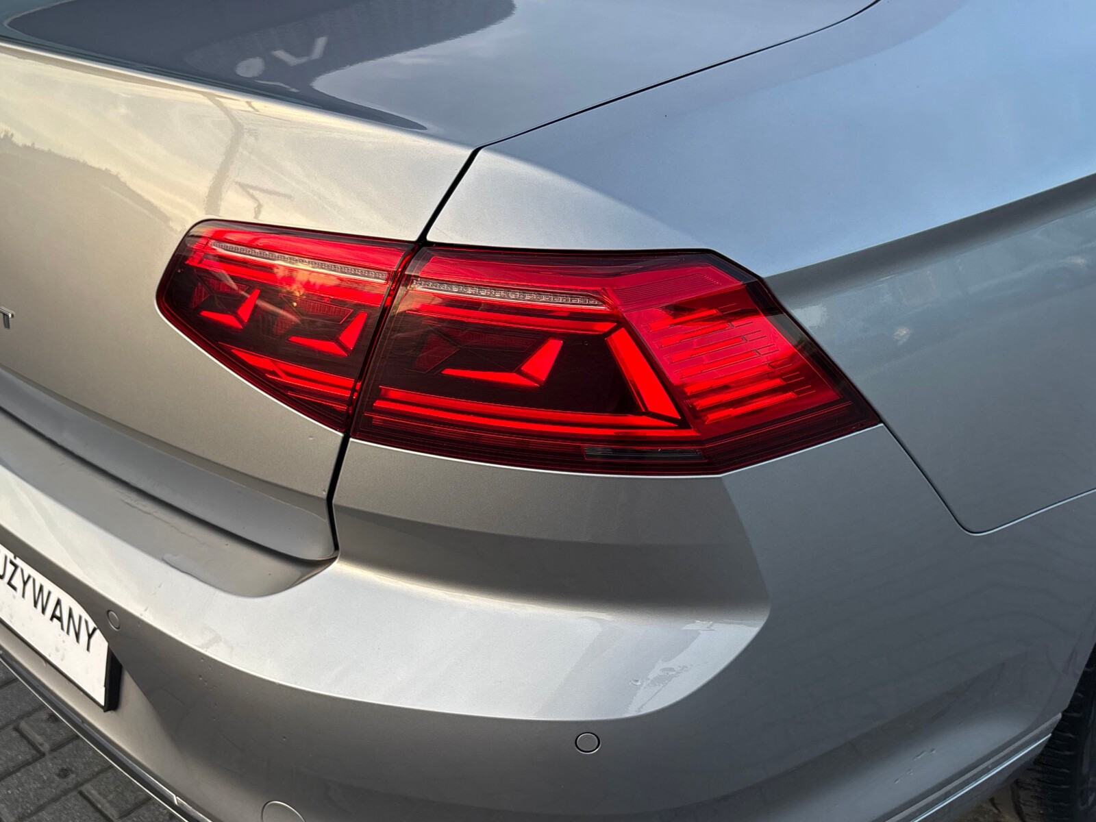 Volkswagen Passat - zdjęcie 32