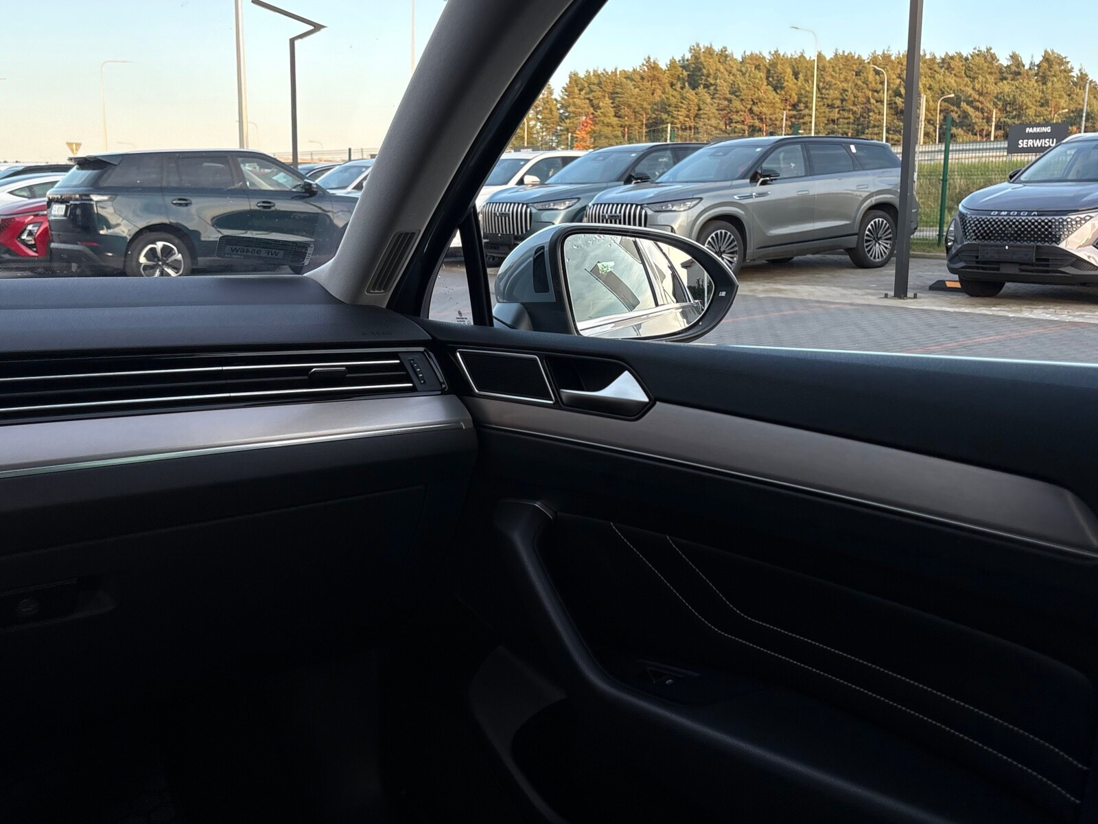 Volkswagen Passat - zdjęcie 11