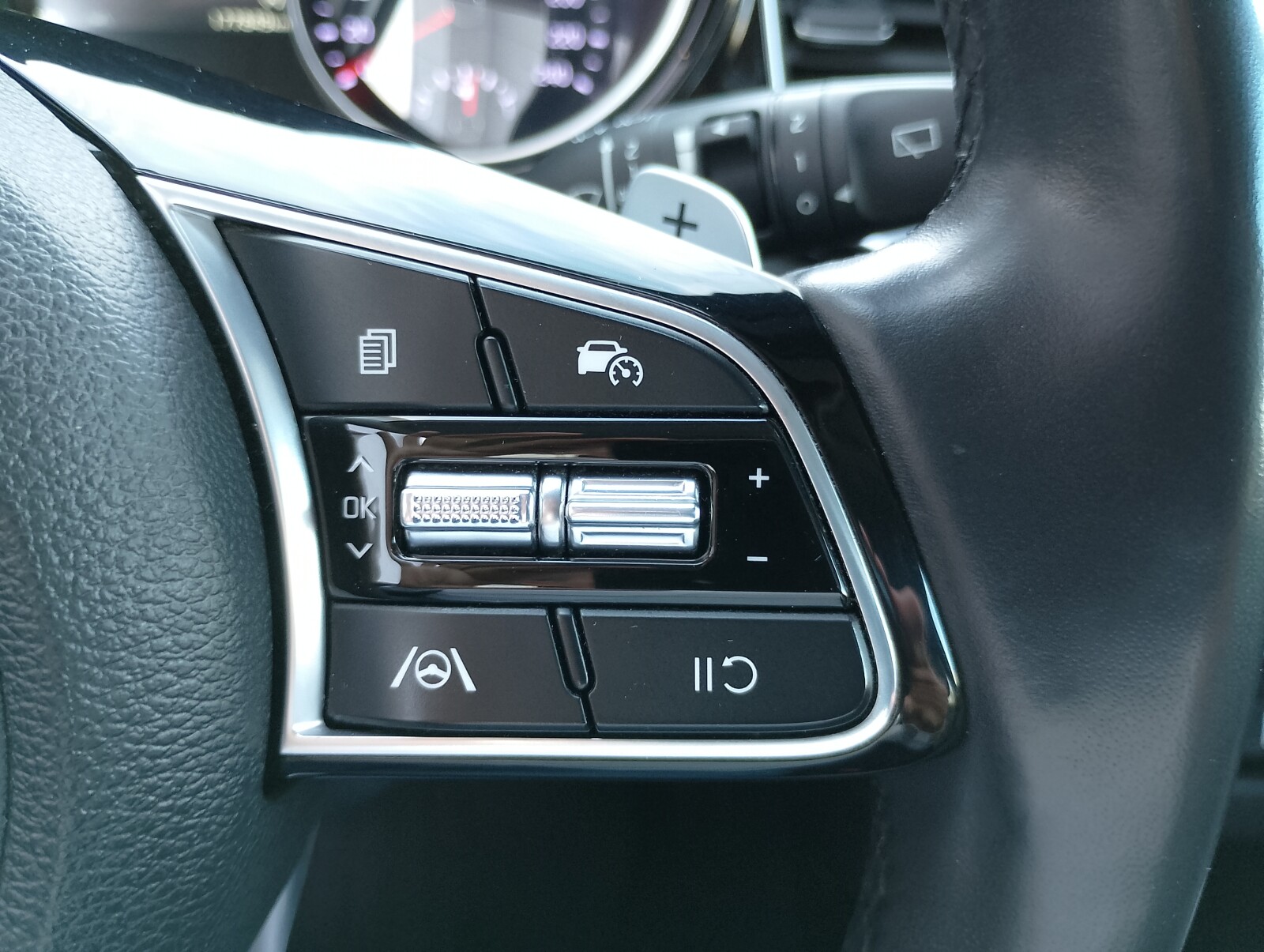 Kia Ceed - zdjęcie 16