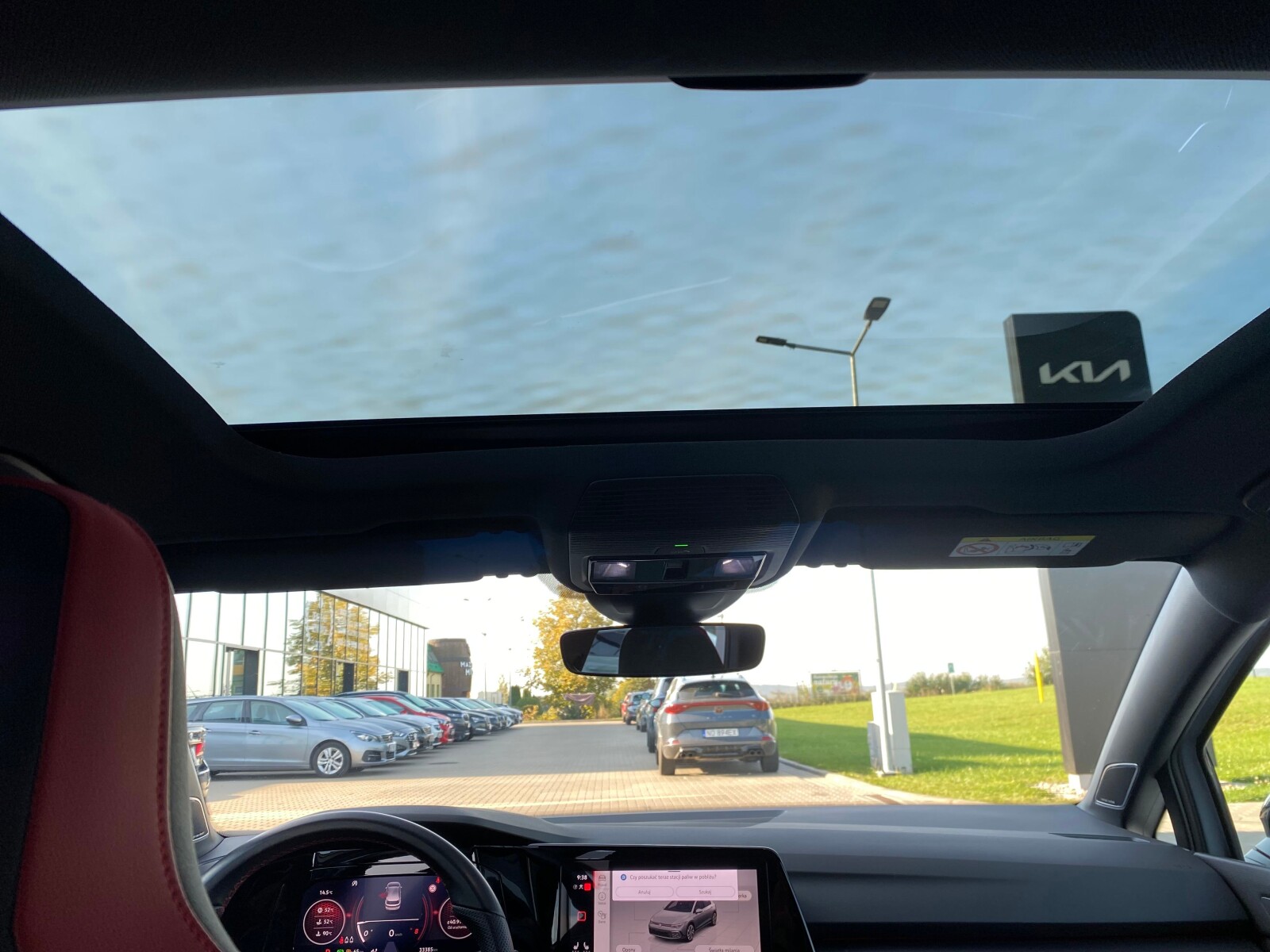 Volkswagen Golf - zdjęcie 14