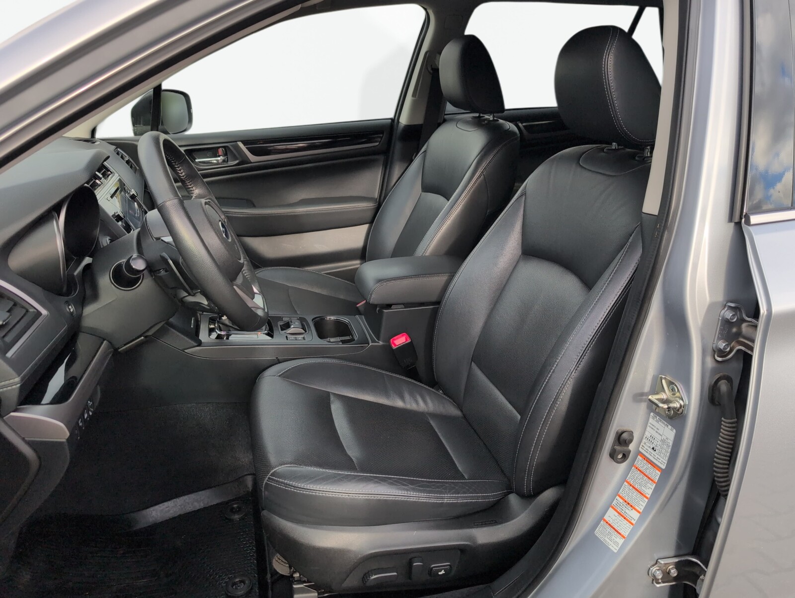 Subaru Outback - zdjęcie 19
