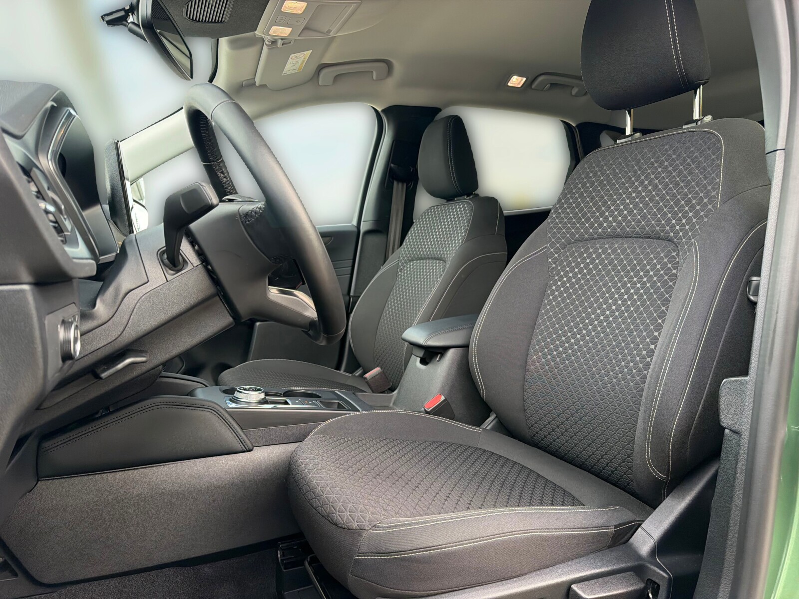 Ford Kuga - zdjęcie 10
