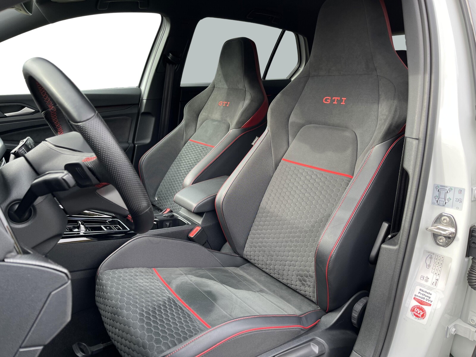 Volkswagen Golf - zdjęcie 15