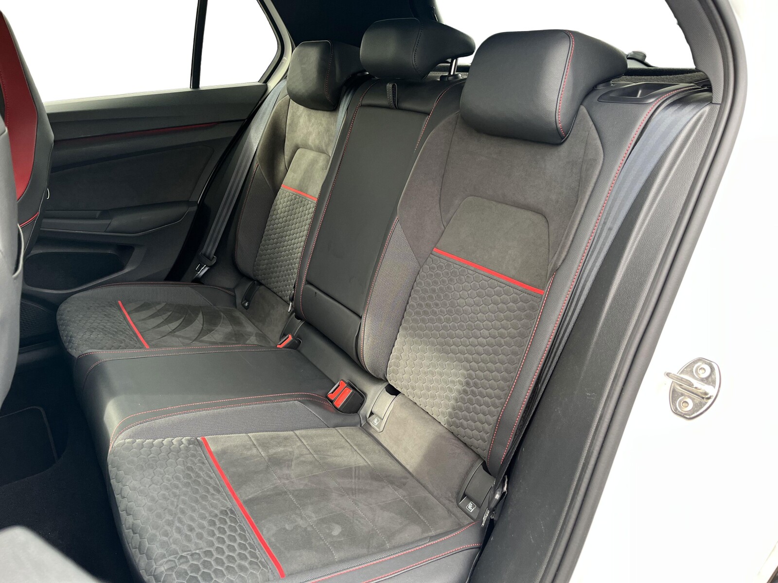 Volkswagen Golf - zdjęcie 9