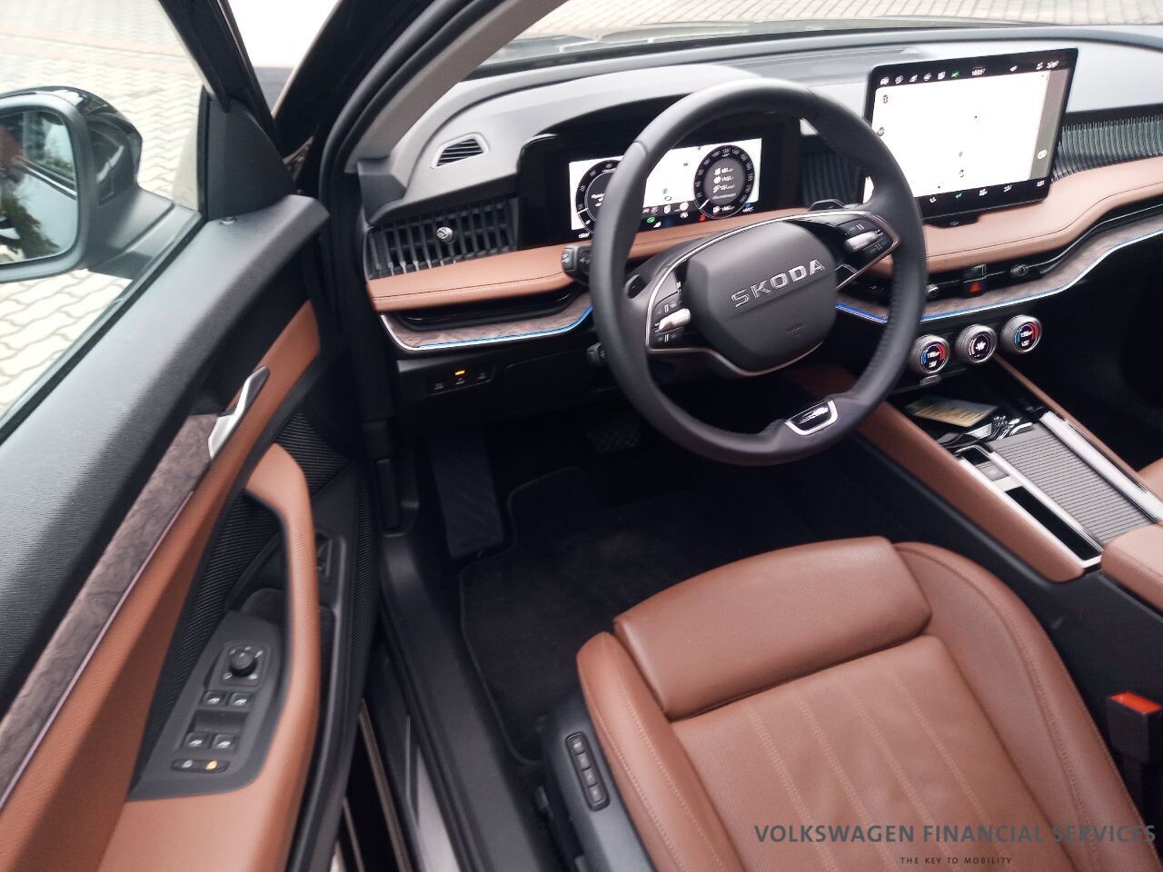 Škoda Superb Combi - zdjęcie 5