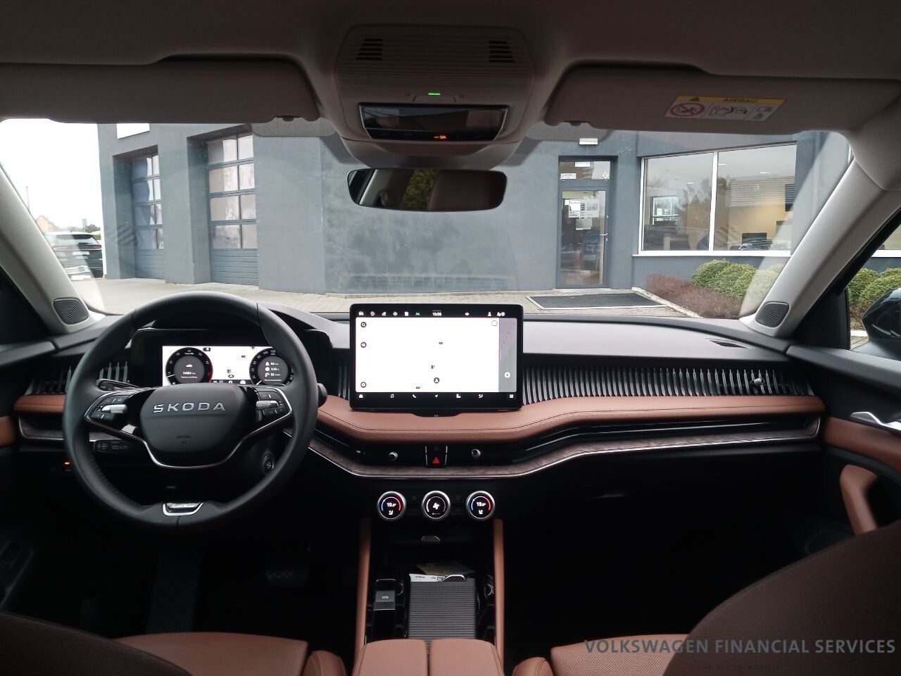 Škoda Superb Combi - zdjęcie 6