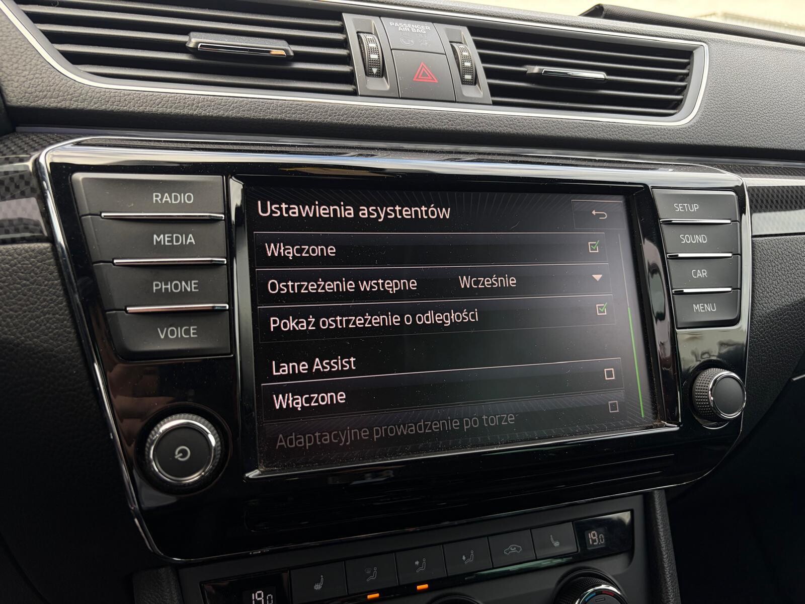 Škoda Superb - zdjęcie 7