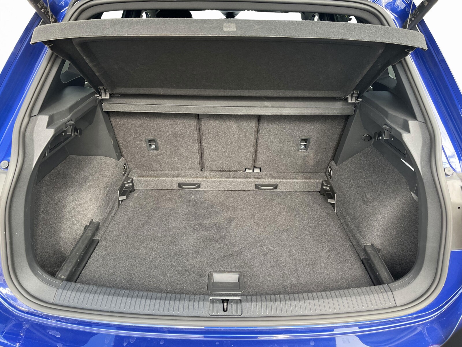 Volkswagen Tiguan - zdjęcie 9