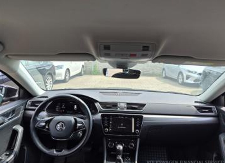 Škoda Superb Combi - zdjęcie 4
