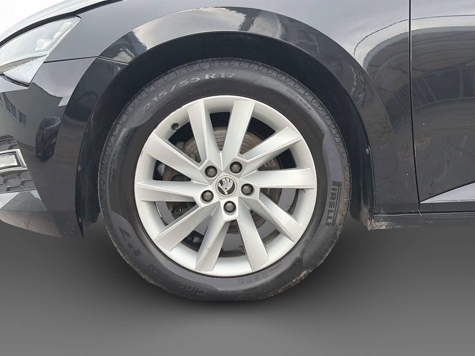 Škoda Superb Combi - zdjęcie 18