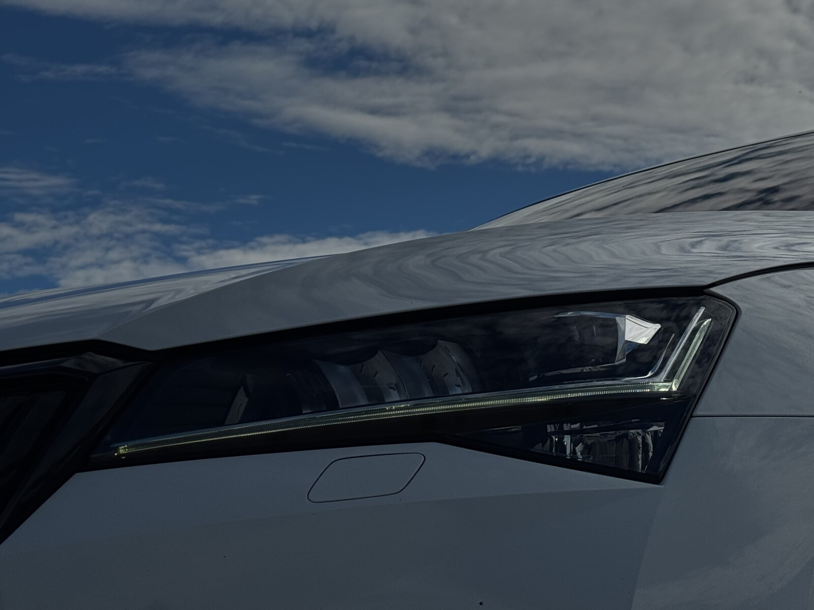 Škoda Superb - zdjęcie 35