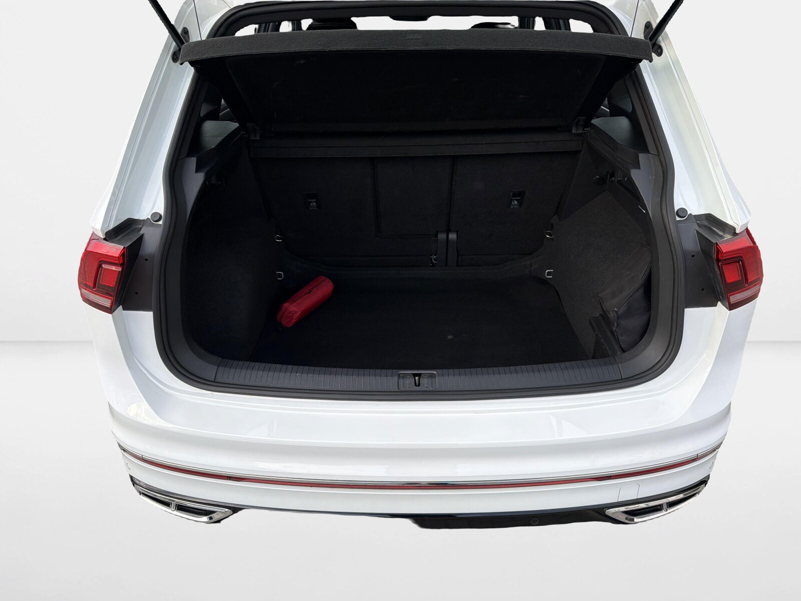 Volkswagen Tiguan - zdjęcie 31