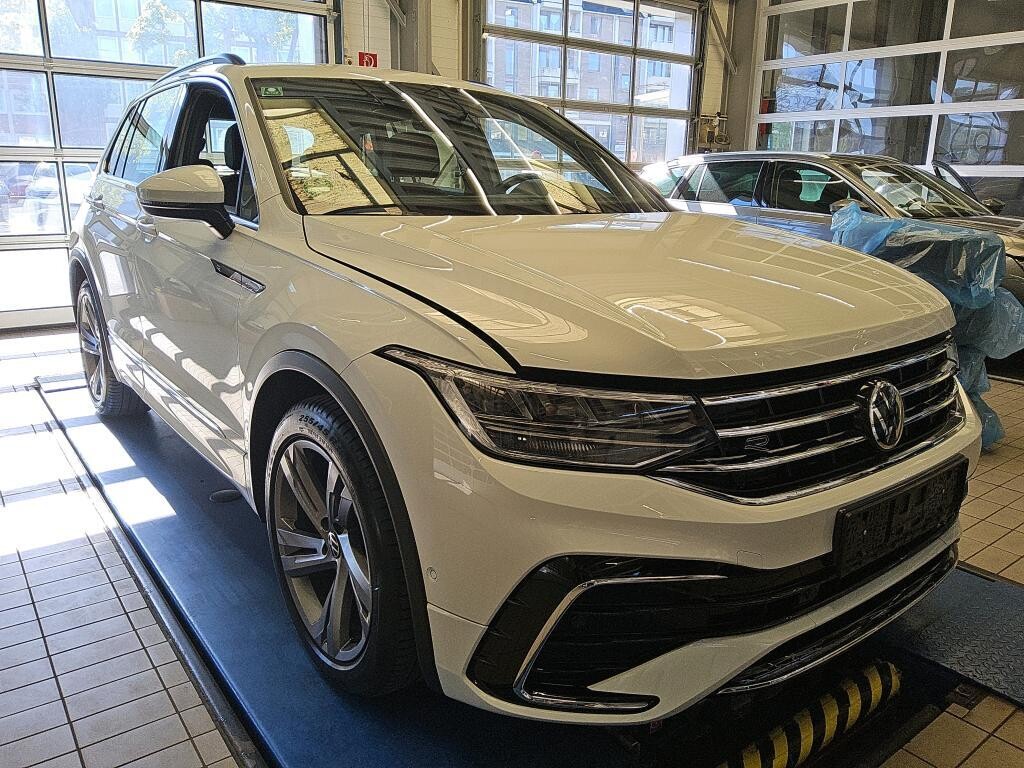Volkswagen Tiguan - zdjęcie 2