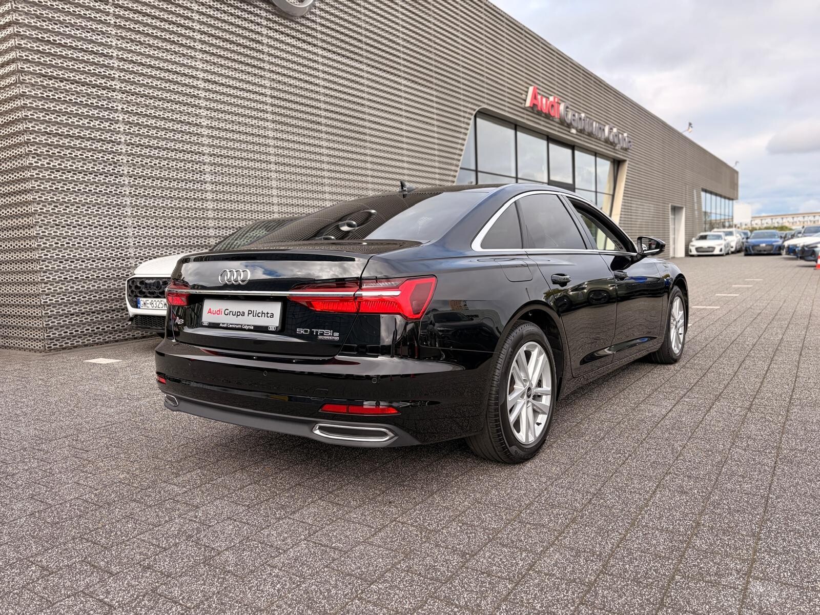 Audi A6 Limousine - zdjęcie 11