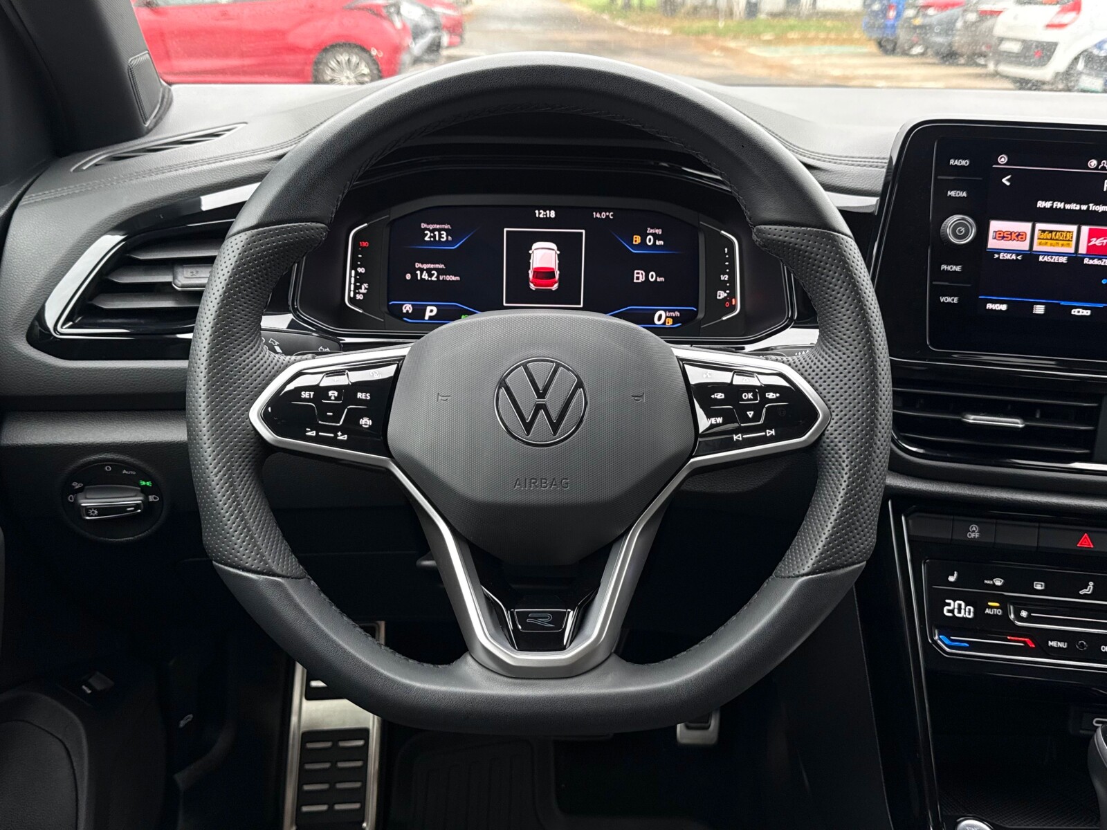 Volkswagen T-Roc - zdjęcie 15