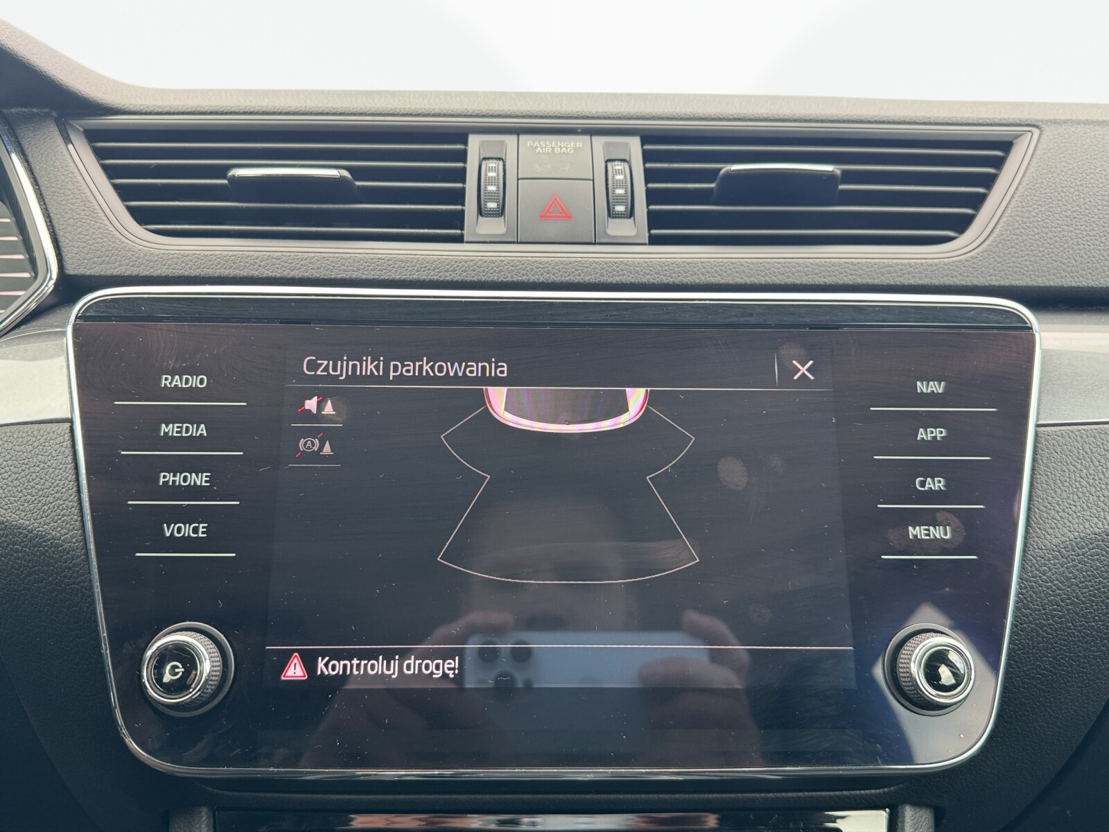 Škoda Superb Combi - zdjęcie 19