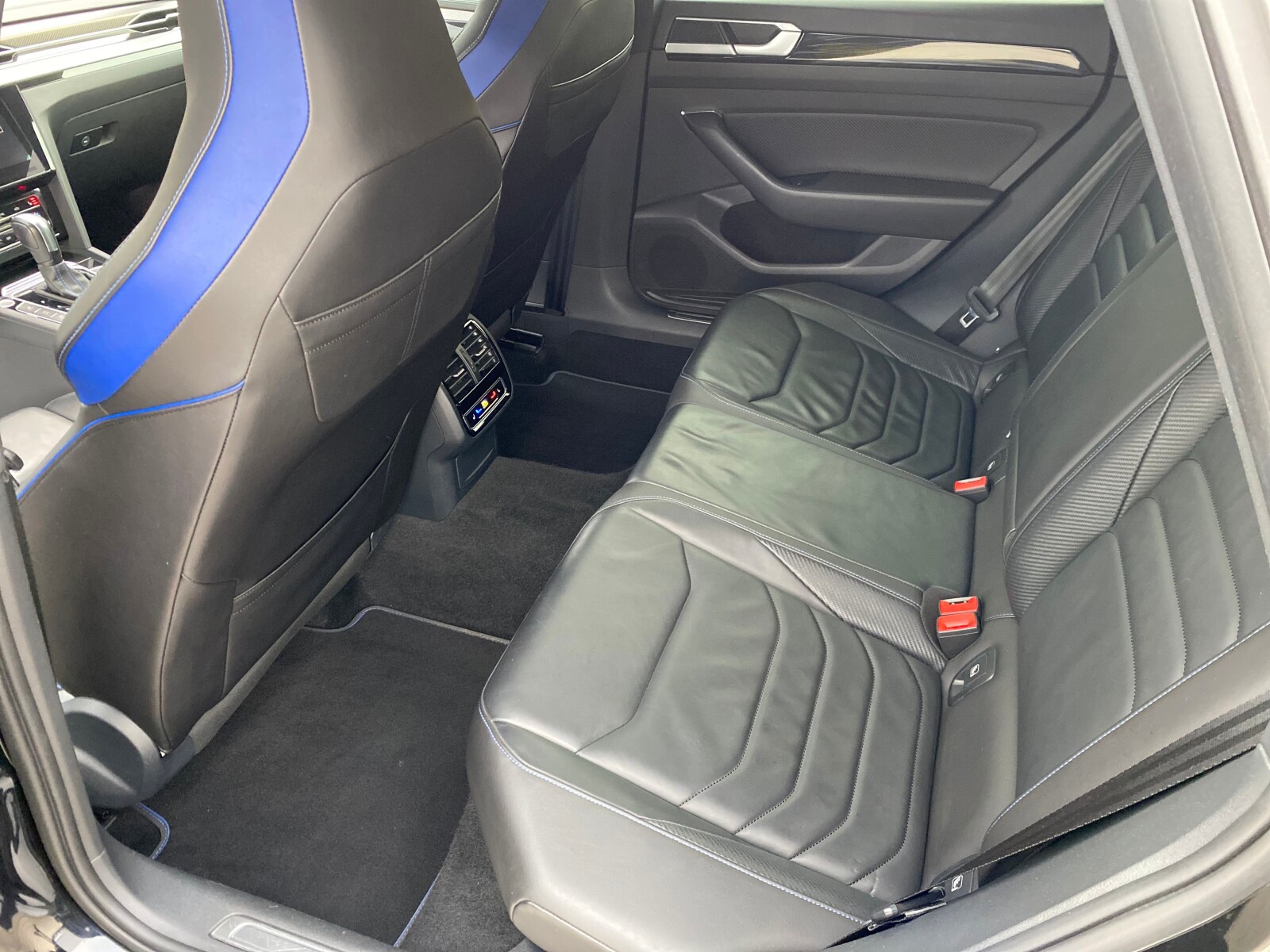 Volkswagen Arteon Shooting Brake - zdjęcie 10